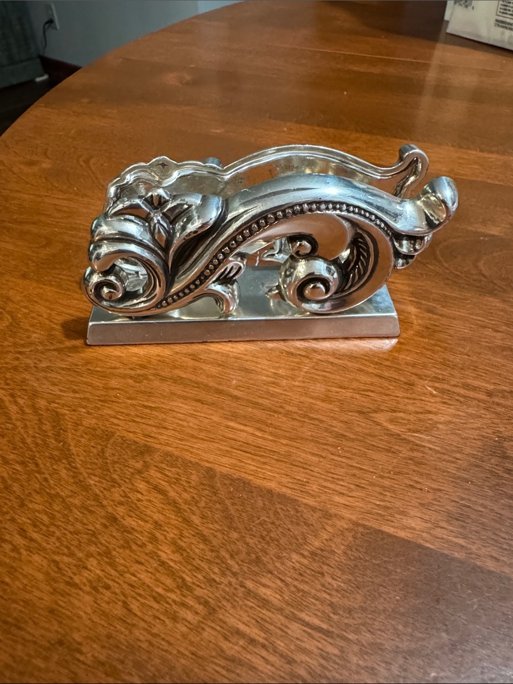 Brighton - Swirl Scroll metal business card holder